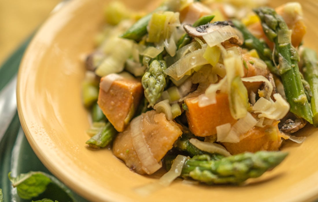 Asparagus, Mushroom and Leek Ragout