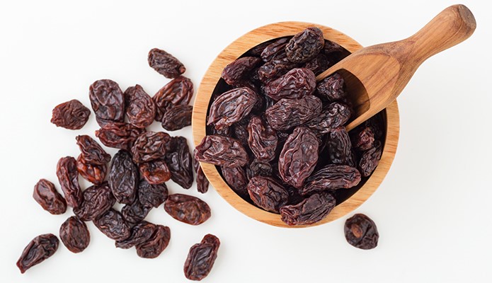 Are raisins worth the risk of high pesticide levels? Choose organic